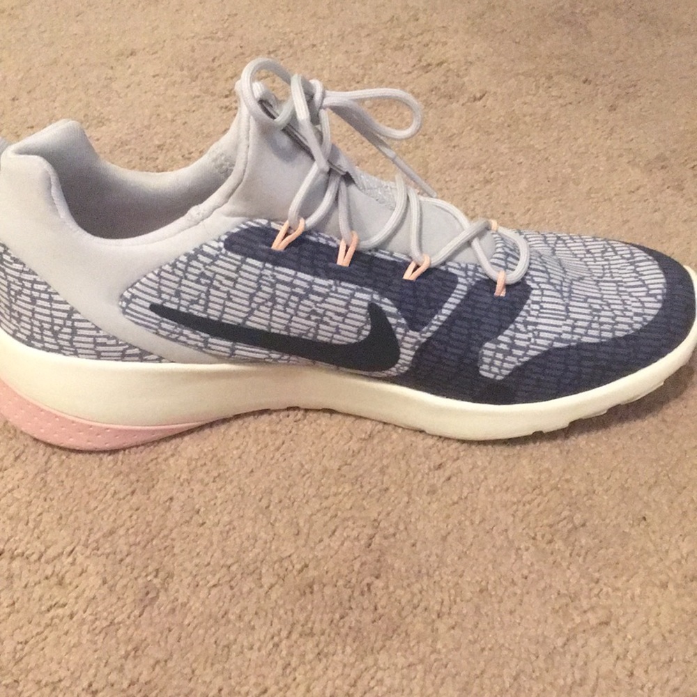 COPY - Nike Tennis Shoes